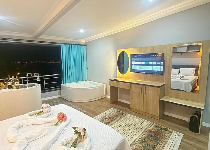 Old Town Hotel apartamentowy Fethiye