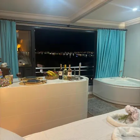 Old Town * فتحية